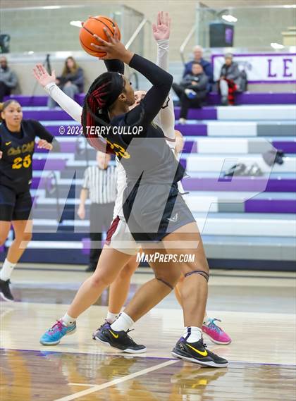 Thumbnail 1 in Lone Peak vs. Oak Cliff Faith Family Academy (Lehi Holiday Hoopfest) photogallery.