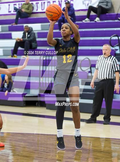 Thumbnail 3 in Lone Peak vs. Oak Cliff Faith Family Academy (Lehi Holiday Hoopfest) photogallery.