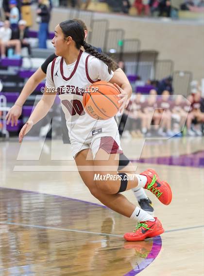 Thumbnail 2 in Lone Peak vs. Oak Cliff Faith Family Academy (Lehi Holiday Hoopfest) photogallery.