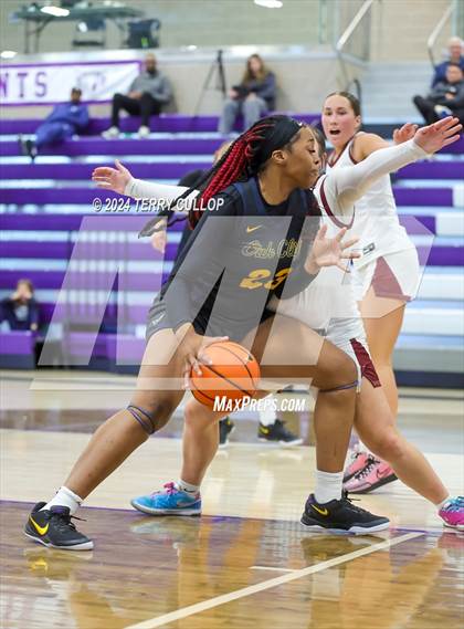 Thumbnail 2 in Lone Peak vs. Oak Cliff Faith Family Academy (Lehi Holiday Hoopfest) photogallery.