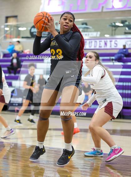 Thumbnail 3 in Lone Peak vs. Oak Cliff Faith Family Academy (Lehi Holiday Hoopfest) photogallery.