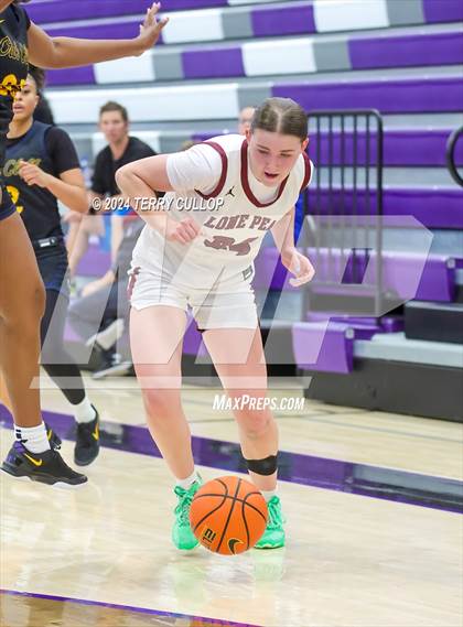 Thumbnail 1 in Lone Peak vs. Oak Cliff Faith Family Academy (Lehi Holiday Hoopfest) photogallery.