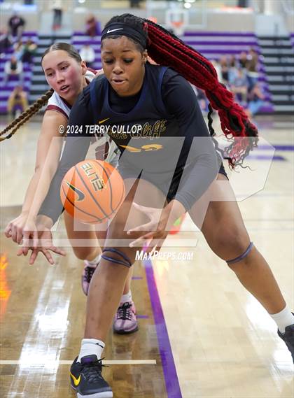 Thumbnail 3 in Lone Peak vs. Oak Cliff Faith Family Academy (Lehi Holiday Hoopfest) photogallery.
