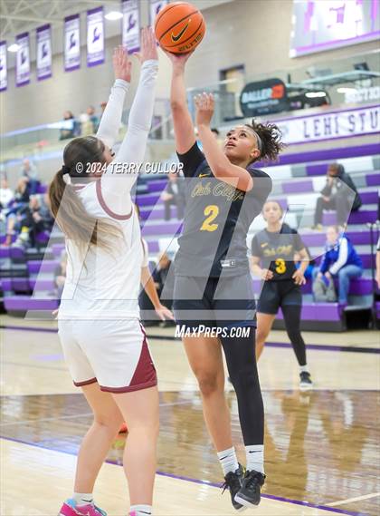 Thumbnail 2 in Lone Peak vs. Oak Cliff Faith Family Academy (Lehi Holiday Hoopfest) photogallery.
