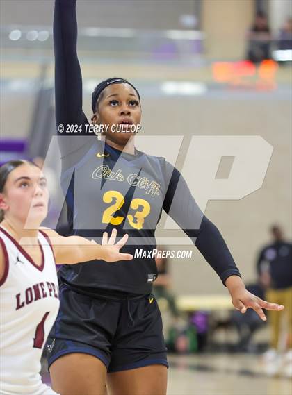 Thumbnail 2 in Lone Peak vs. Oak Cliff Faith Family Academy (Lehi Holiday Hoopfest) photogallery.