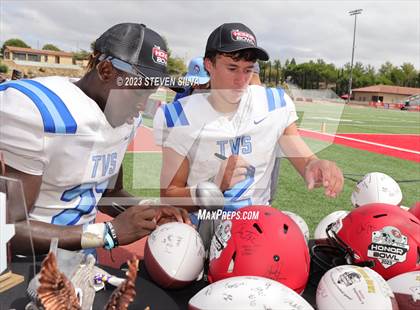 Thumbnail 3 in Trinity Valley vs. University City (Honor Bowl) photogallery.