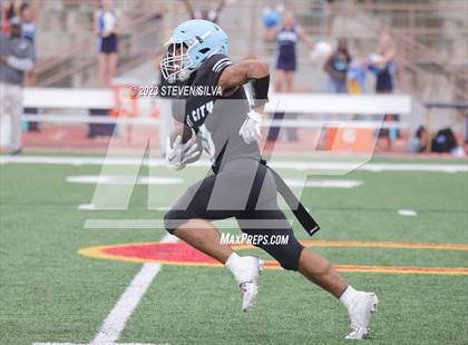 Thumbnail 3 in Trinity Valley vs. University City (Honor Bowl) photogallery.