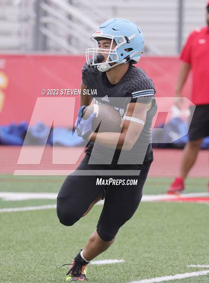 Thumbnail 1 in Trinity Valley vs. University City (Honor Bowl) photogallery.