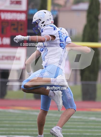 Thumbnail 2 in Trinity Valley vs. University City (Honor Bowl) photogallery.