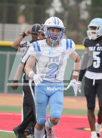 Thumbnail 1 in Trinity Valley vs. University City (Honor Bowl) photogallery.