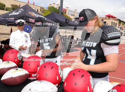 Thumbnail 1 in Trinity Valley vs. University City (Honor Bowl) photogallery.
