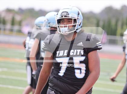 Thumbnail 2 in Trinity Valley vs. University City (Honor Bowl) photogallery.