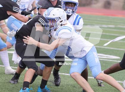 Thumbnail 3 in Trinity Valley vs. University City (Honor Bowl) photogallery.