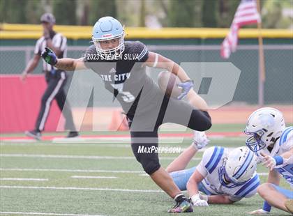 Thumbnail 3 in Trinity Valley vs. University City (Honor Bowl) photogallery.