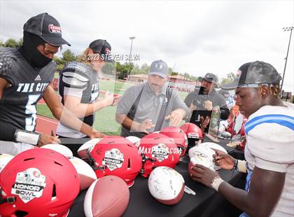 Thumbnail 1 in Trinity Valley vs. University City (Honor Bowl) photogallery.