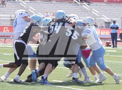 Thumbnail 2 in Trinity Valley vs. University City (Honor Bowl) photogallery.