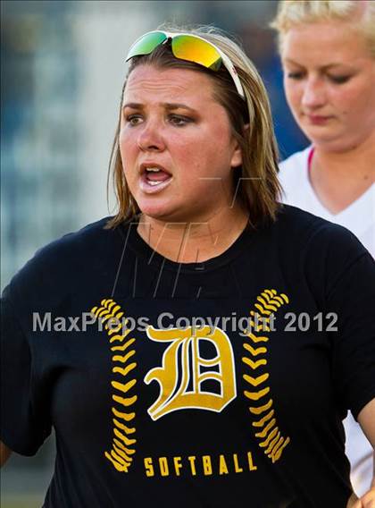 Thumbnail 1 in Danbury vs Santa Gertrudis Academy (UIL 2A Region 4 Final) photogallery.