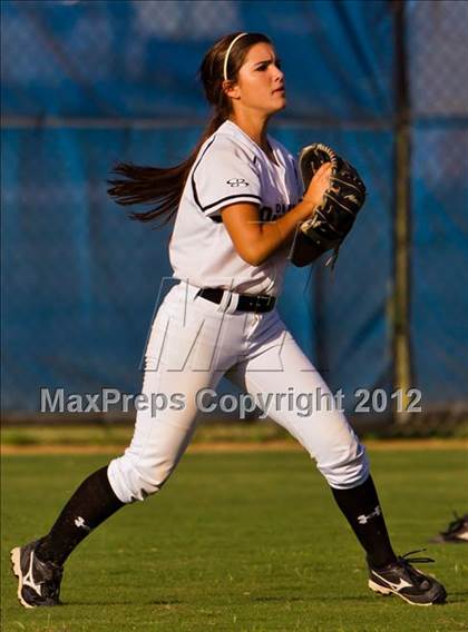 Thumbnail 3 in Danbury vs Santa Gertrudis Academy (UIL 2A Region 4 Final) photogallery.