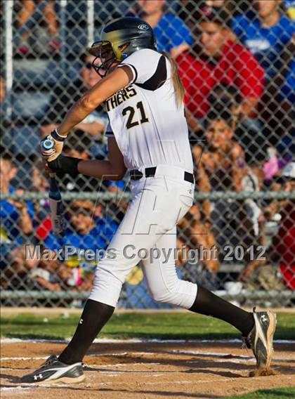 Thumbnail 1 in Danbury vs Santa Gertrudis Academy (UIL 2A Region 4 Final) photogallery.
