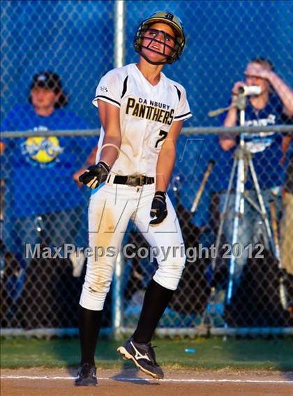 Thumbnail 3 in Danbury vs Santa Gertrudis Academy (UIL 2A Region 4 Final) photogallery.