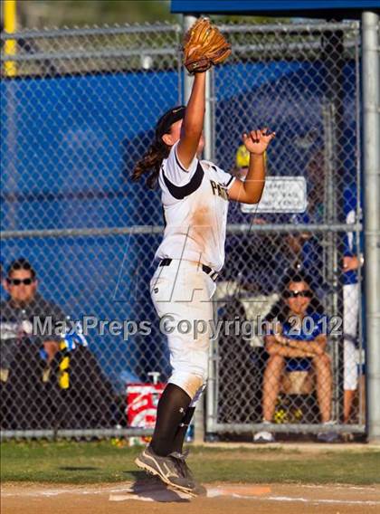 Thumbnail 1 in Danbury vs Santa Gertrudis Academy (UIL 2A Region 4 Final) photogallery.