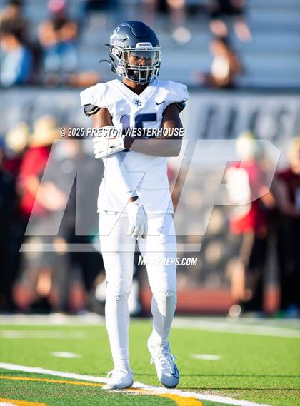 Thumbnail 3 in JV: Sierra Canyon @ Oaks Christian photogallery.