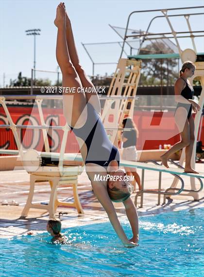 Thumbnail 3 in AIA Division I,III Diving Semifinals photogallery.