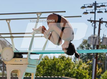 Thumbnail 1 in AIA Division I,III Diving Semifinals photogallery.