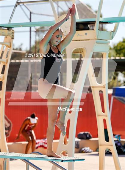 Thumbnail 1 in AIA Division I,III Diving Semifinals photogallery.