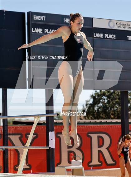 Thumbnail 2 in AIA Division I,III Diving Semifinals photogallery.