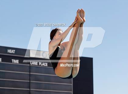 Thumbnail 2 in AIA Division I,III Diving Semifinals photogallery.