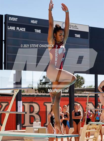 Thumbnail 1 in AIA Division I,III Diving Semifinals photogallery.