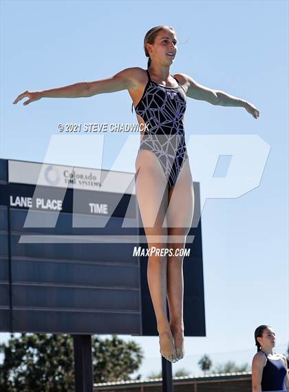 Thumbnail 1 in AIA Division I,III Diving Semifinals photogallery.