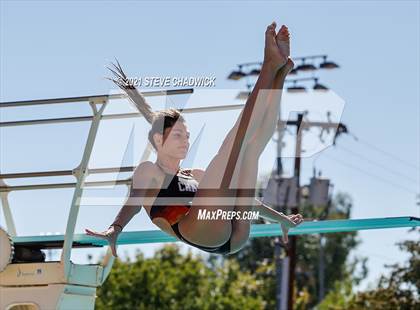 Thumbnail 2 in AIA Division I,III Diving Semifinals photogallery.
