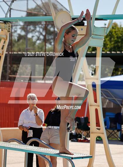 Thumbnail 3 in AIA Division I,III Diving Semifinals photogallery.