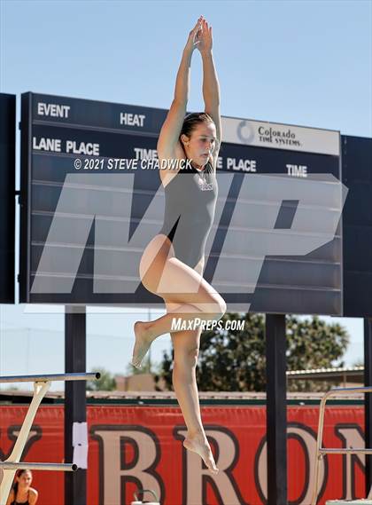 Thumbnail 2 in AIA Division I,III Diving Semifinals photogallery.