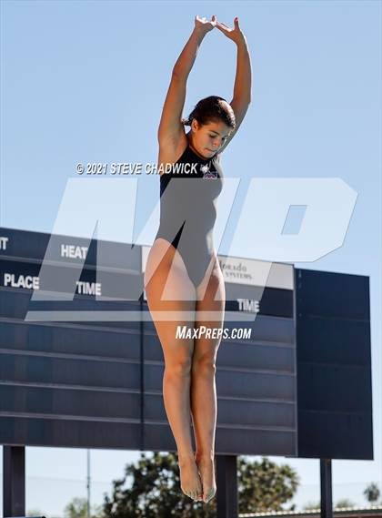 Thumbnail 1 in AIA Division I,III Diving Semifinals photogallery.