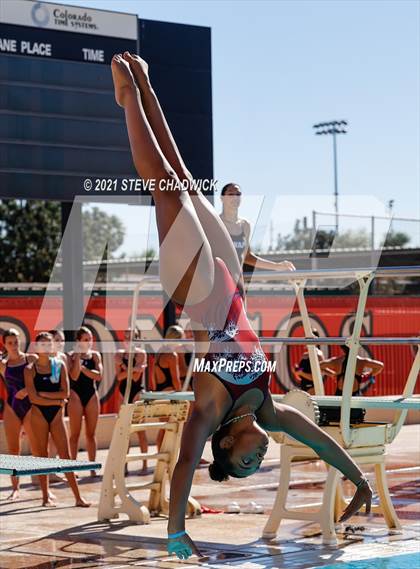 Thumbnail 3 in AIA Division I,III Diving Semifinals photogallery.