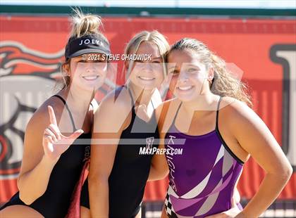 Thumbnail 1 in AIA Division I,III Diving Semifinals photogallery.