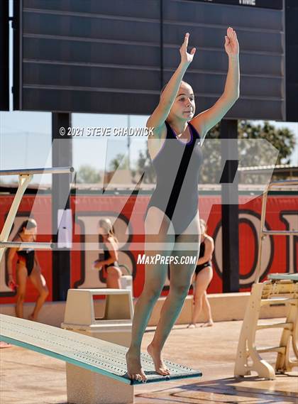 Thumbnail 2 in AIA Division I,III Diving Semifinals photogallery.