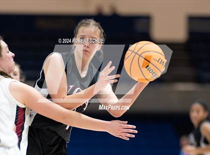 Thumbnail 1 in Bear River vs. Valley Christian (CIF SJS D5 Final) photogallery.