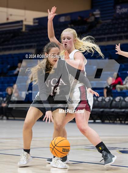 Thumbnail 1 in Bear River vs. Valley Christian (CIF SJS D5 Final) photogallery.