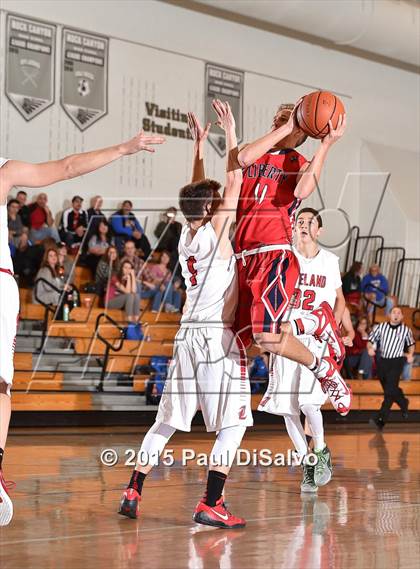 Thumbnail 2 in Liberty vs. Loveland photogallery.