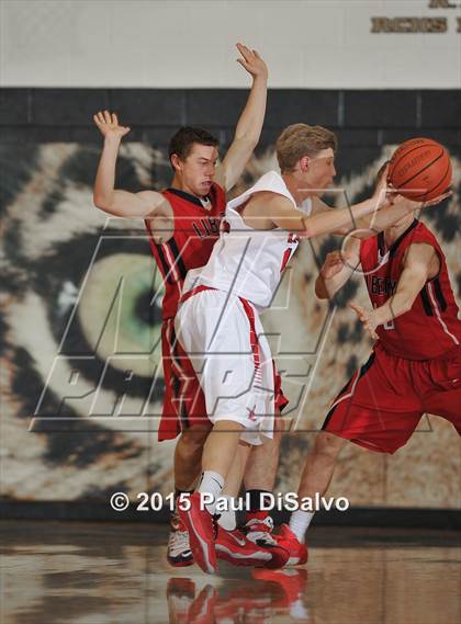Thumbnail 2 in Liberty vs. Loveland photogallery.