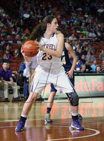 Thumbnail 3 in Merkel vs. Poth (UIL 2A Semifinal) photogallery.