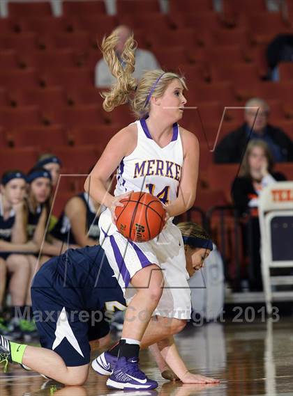 Thumbnail 3 in Merkel vs. Poth (UIL 2A Semifinal) photogallery.