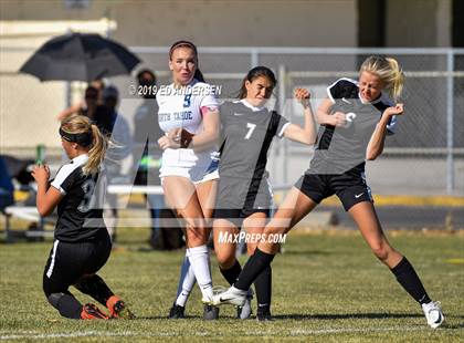 Thumbnail 2 in Spring Creek vs North Tahoe (NIAA 3A Northern Region Playoff) photogallery.