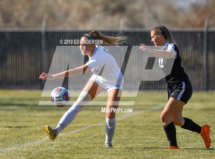 Thumbnail 2 in Spring Creek vs North Tahoe (NIAA 3A Northern Region Playoff) photogallery.