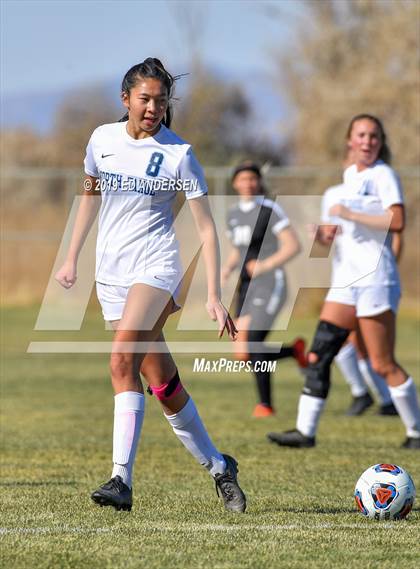 Thumbnail 1 in Spring Creek vs North Tahoe (NIAA 3A Northern Region Playoff) photogallery.