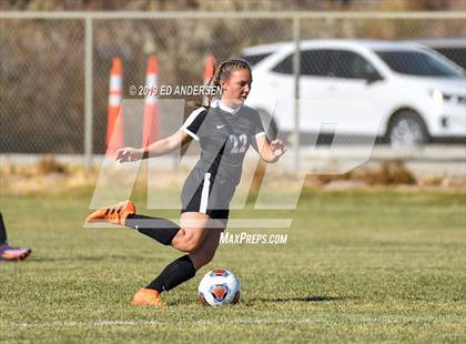 Thumbnail 1 in Spring Creek vs North Tahoe (NIAA 3A Northern Region Playoff) photogallery.